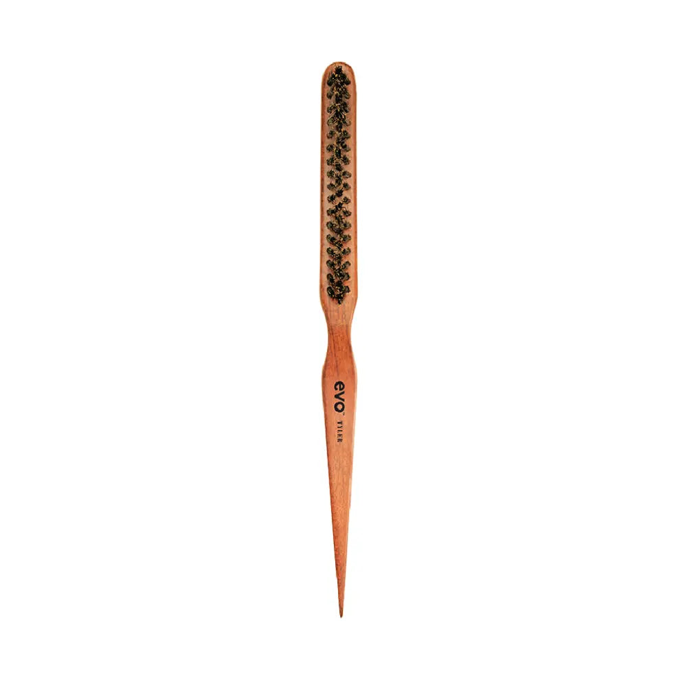 http://www.beautyaffairs.fr/cdn/shop/files/Evo-Tyler-Natural-Bristle-Teasing-Brush-Beauty-Affairs-14593035.png?v=1701662970